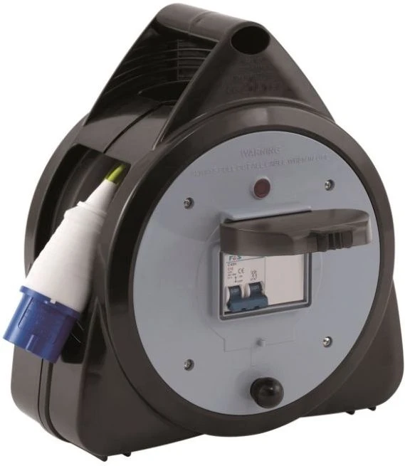 Outwell Mensa Mains 3 Way Roller Kit With USB / Light 3 Outwell Mensa Mains 3 Way Roller Kit With USB / Light - Image 2