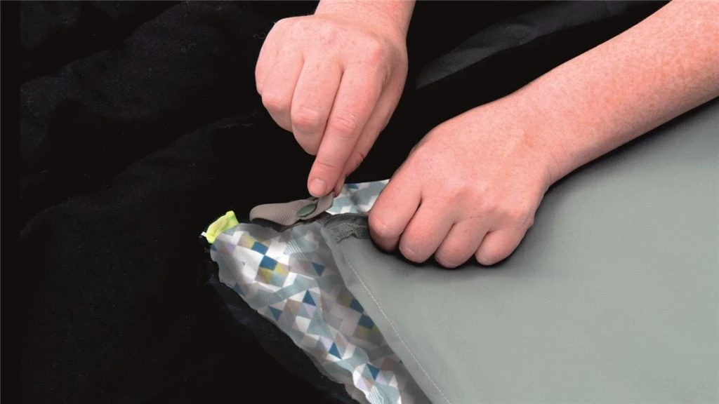 Outwell Cotton Single Sleeping Bag Liner 4 Outwell Cotton Single Sleeping Bag Liner - Image 2